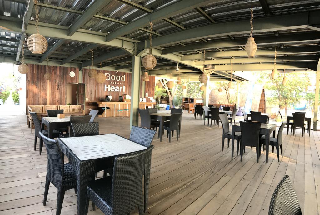 Good Heart Hotell Gili Trawangan Exteriör bild